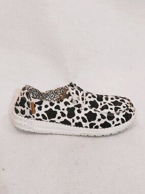 Hey Dude Comfort Shoes Womens 8 Wendy Milky Way White Black Animal Print Loafers